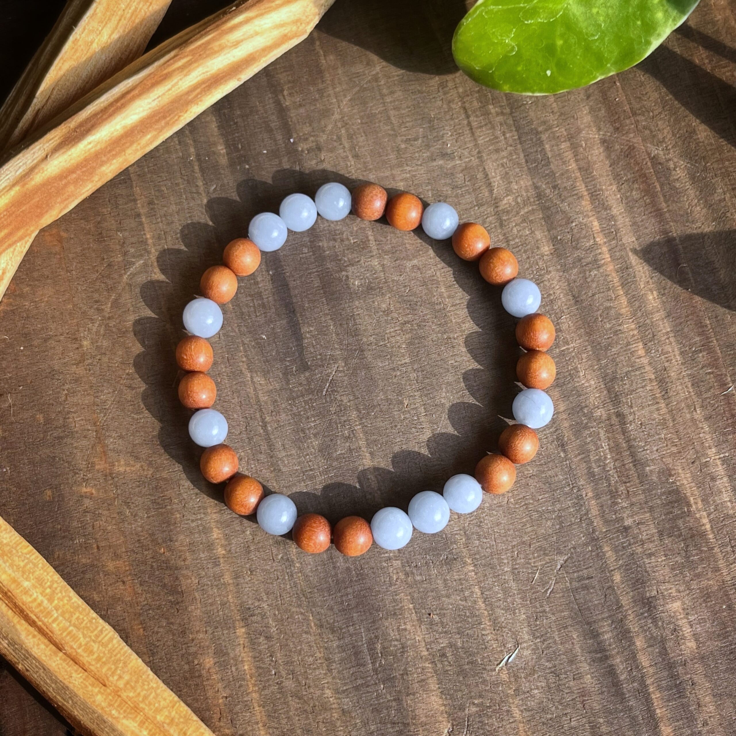 🇮🇳秘魯天使石·印度檀香木手鍊Angelite & Santalum Album Bracelet:圖片 2