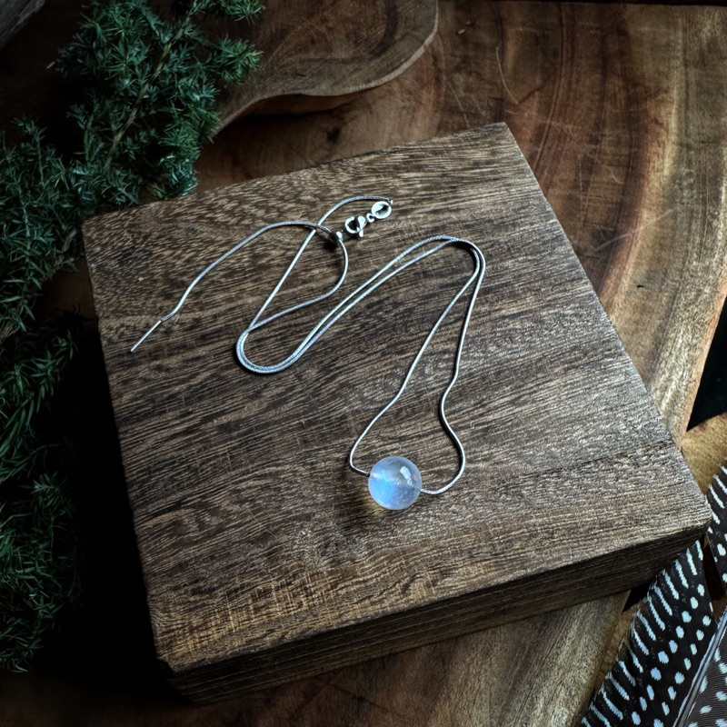 🇮🇳斯里蘭卡頂級藍光月光石鈦鋼項鍊。Gazer White Moonstone Necklace:圖片 2